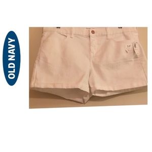 Old Navy Sz 14 Semi Fitted Stretch Shorts White